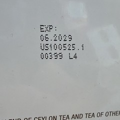 BREW La La 🫖 TEA -ORGANIC STRAWBERRY 🍓 GREEN TEA 2 Tins=100 TeaBags BB:06/2029