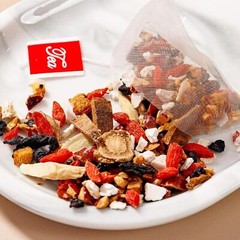 Ginseng-infused Eight Treasure Tea Kidney Ginseng Wolfberry Mulberry Health
