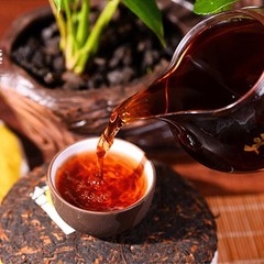 MengHai Old Ripe Pu erh Tea Cake Natural Herbal Energy Drink 100g