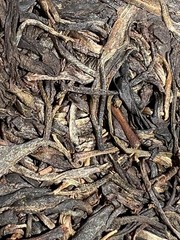 350g Chinese Pu’er Tea Cake 云南普洱茶饼 Old Stock 1990s