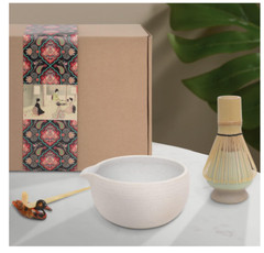 Japanese Matcha Tea Set, Matcha Bowl with Pouring Spout, Matcha Whisk, Tea Scoop