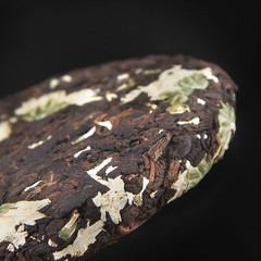 100g Pu’er Tea Chrysanthemum Tea Cake Ripe Chrysanthemum Pu’er Tea Cake