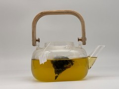 Chicory and gardenia herbal tea