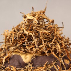Dian Hong Black Tea Yunnan Gold Wire Spring Bud Tea Premium Loose Leaf Healthy