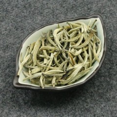White Tea Premium Spring Silver Needle Bai Hao Yin Zhen Kungfu Tea