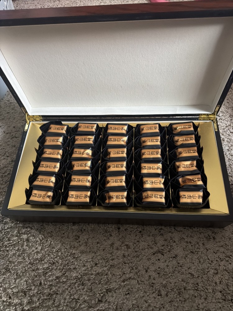 Gao Shan Rou Gui (高山肉桂) Wuyi Mountains. “WU YI ROCK TEA” 30 Count In Wood Box